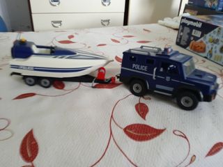 Todoterreno y lancha playmobil