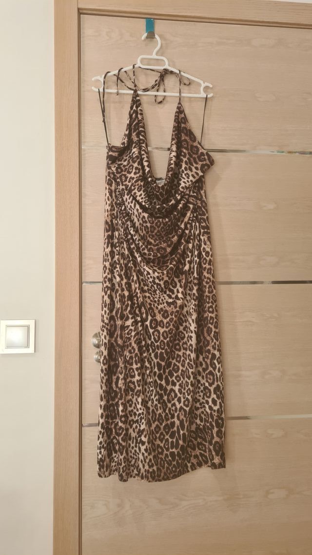 Vestido animal midi halter zara