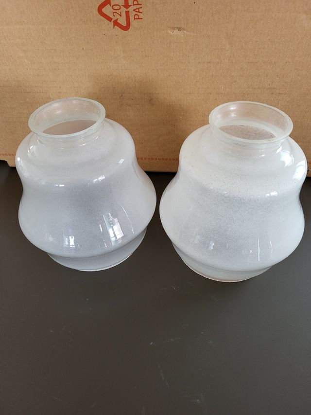 2 Paralumi vetro bianco opaco