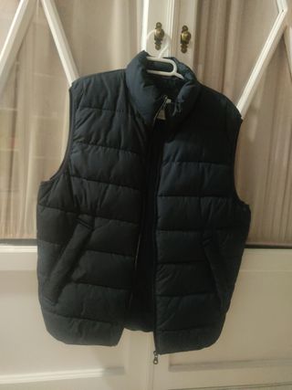 Chaleco acolchado de chico de Zara