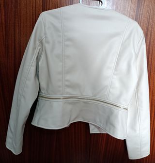 Chaqueta Zara polipiel beige - talla M