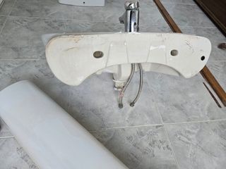 2 Lavabos pedestal Bellavista