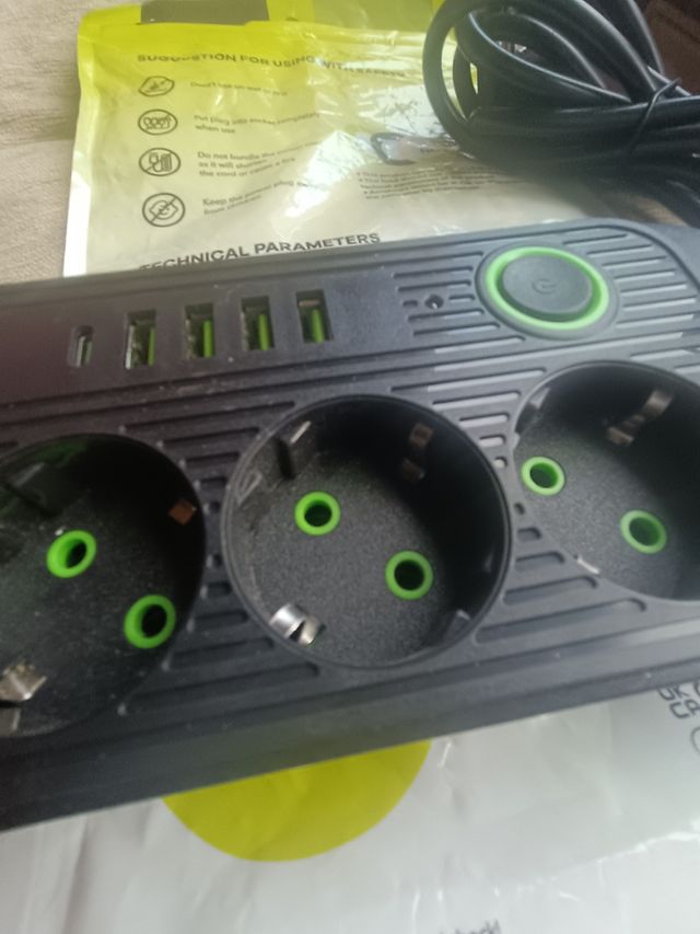 Regleta enchufes USB 1035W