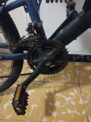 Bicicleta de monta doble suspensión