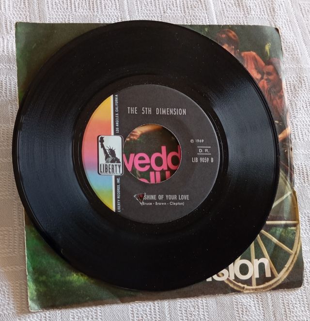 Sencillo de 45 rpm: The 5th Dimension - Wedding Bell