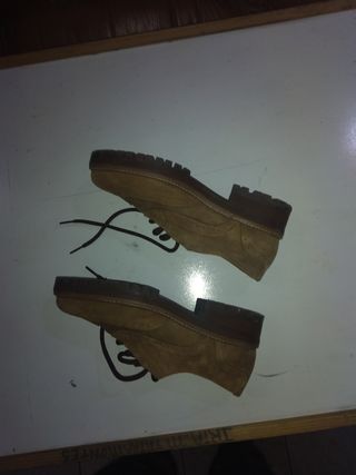 Zapatos ante marrón