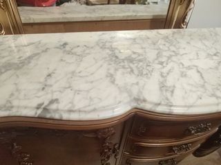 Aparador clásico mármol blanco