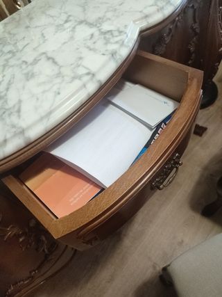 Aparador clásico mármol blanco