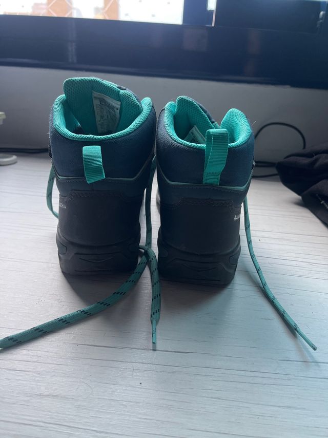 Botas de montaña Quechua