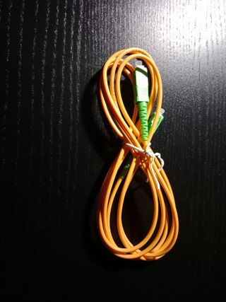 Cable de fibra óptica