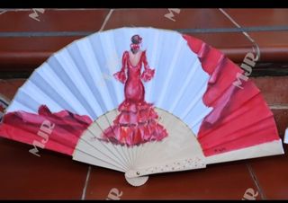 Abanicos pintados a mano