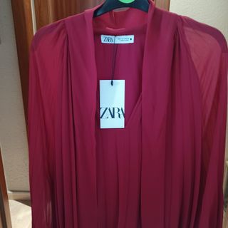 Blusa plisada roja semitransparente lazada Zara