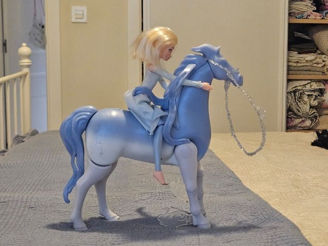 Disney Frozen 2 Elsa y Nokk Acuaticos