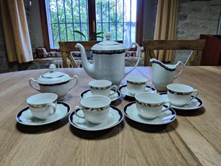 Juego de café de ( 12 servicios) Porcelanas Irabia