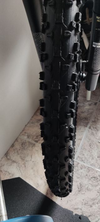 Bicicleta de Montaña + Soporte SATORI Tacx.