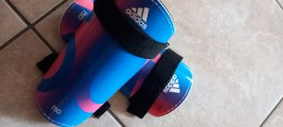 Parastinchi Adidas F50 - Calcio