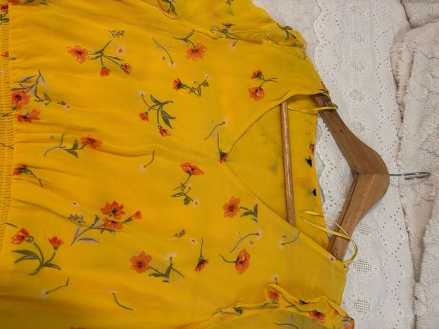 Vestaglia lunga molto comoda a fiori giallo fucsia