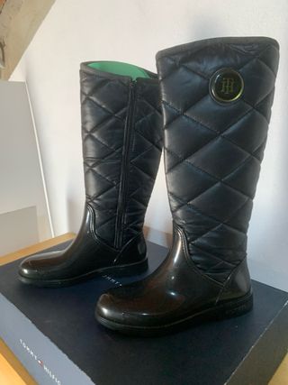 Botas Tommy Hilfiger acolchadas negras