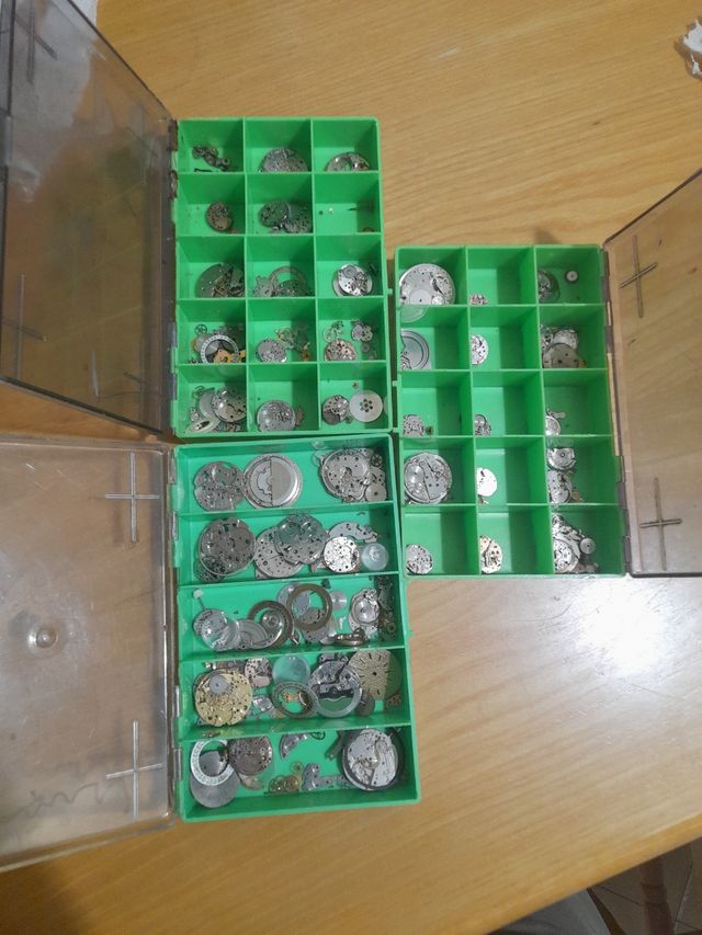 Ricambi Orologi: Swiss & altri