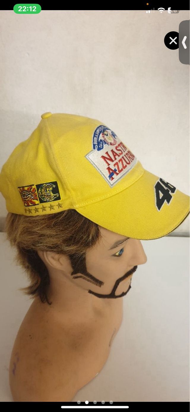 Casco modellino vr46 con cappellino the doctor