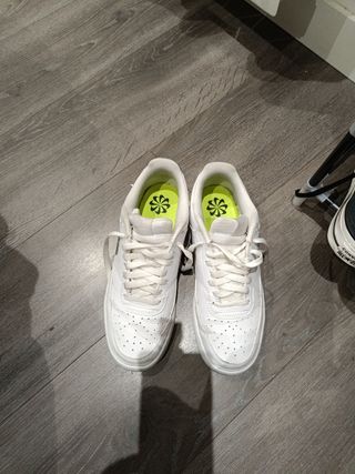 Zapatillas Nike blancas