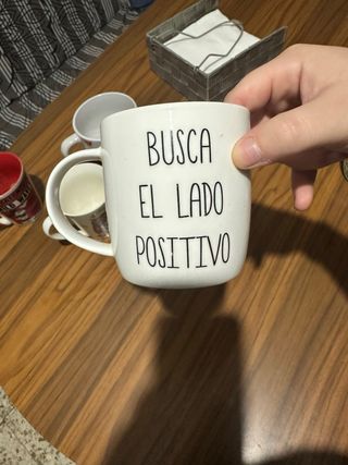 5 Tazas de cerámica y porcelana