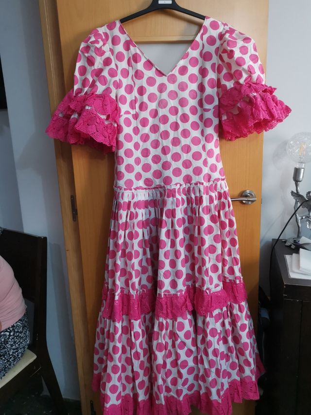 Traje de sevillana lunares rosa