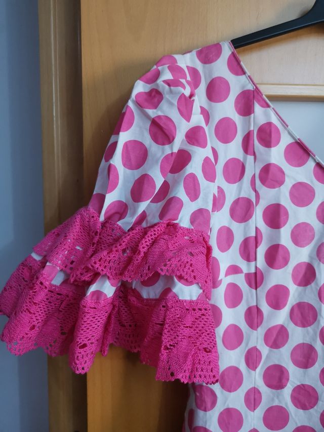 Traje de sevillana lunares rosa