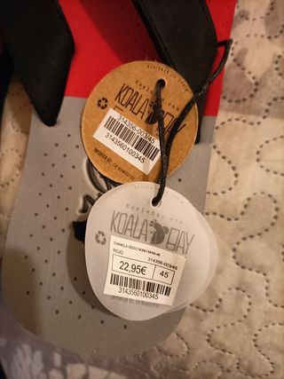 Chanclas Koala Bay rojas y grises - 45