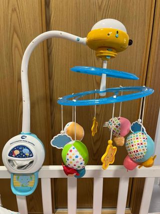 Movil cuna VTECH proyector