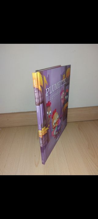 LIVRE - Plumette, grande artiste - LIBRO FRANCÉS