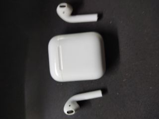 Apple AirPods (Auriculares inalámbricos)