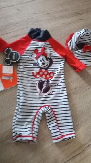 Baño bebe Minnie 12 meses - Neopreno con etiqueta