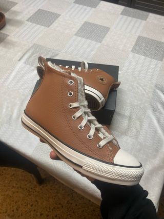 Converse Chuck Taylor - Marrón - Talla 37