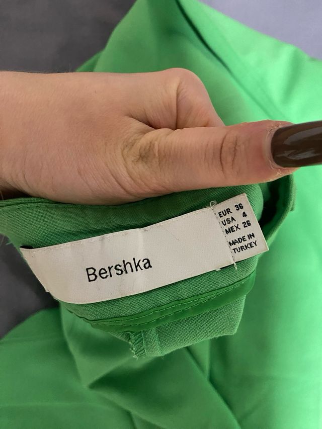 Pantalones verdes cómodos