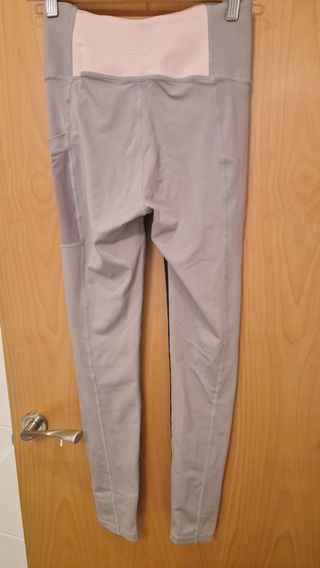 Conjunto deportivo FILA