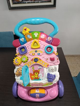 Andador  correpasillo Vtech
Andandin 2 en 1. 