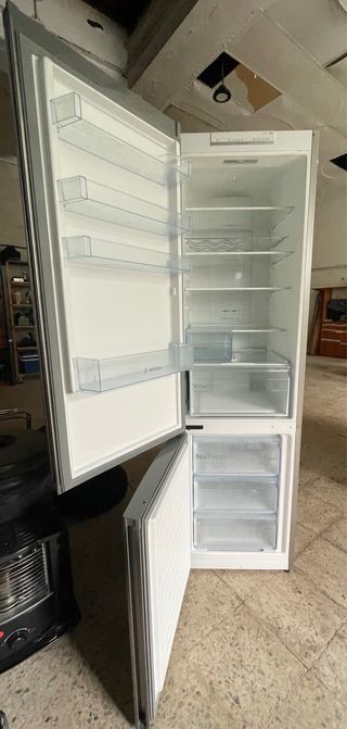 Frigorifico combi Bosch, INOX, NO FROST.