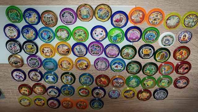 Lote Tazos Pokémon. Mirar fotos y habría mucho más