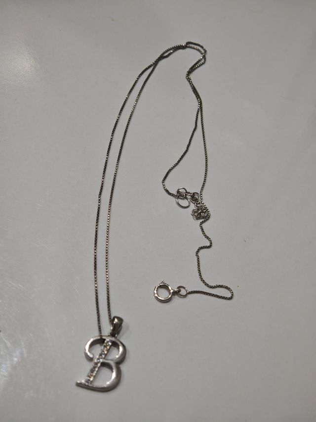 Collar plata letra B con circonitas