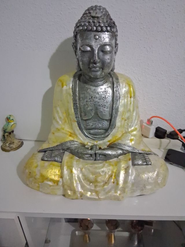Buda figura nácar