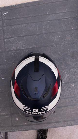 Casco de moto shark con visera solar