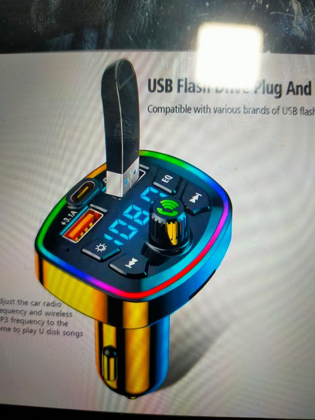 Cargador USB mechero FM Y llamadas,etc.NUEVOS