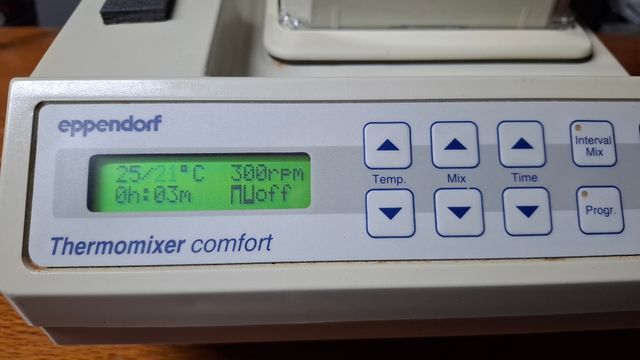 Termomesclador Eppendorf Comfort 1.5ml laboratorio