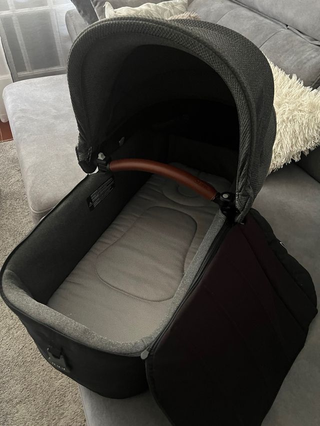 Capazo Jane gris oscuro para bebé