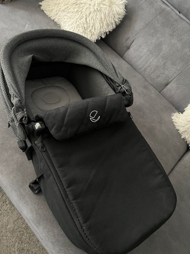 Capazo Jane gris oscuro para bebé