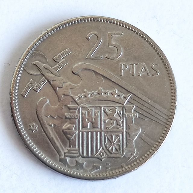 F33 Moneda 25 pesetas Franco 1957-64 MBC
