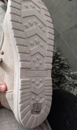 
Zapatillas náuticos beige T-40 Nuevas a estrenar 