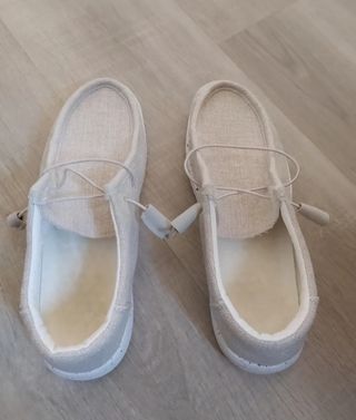 
Zapatillas náuticos beige T-40 Nuevas a estrenar 