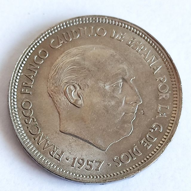 F35 Moneda 25 pesetas Franco 1957-66 SC